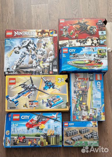 Коропки от Lego