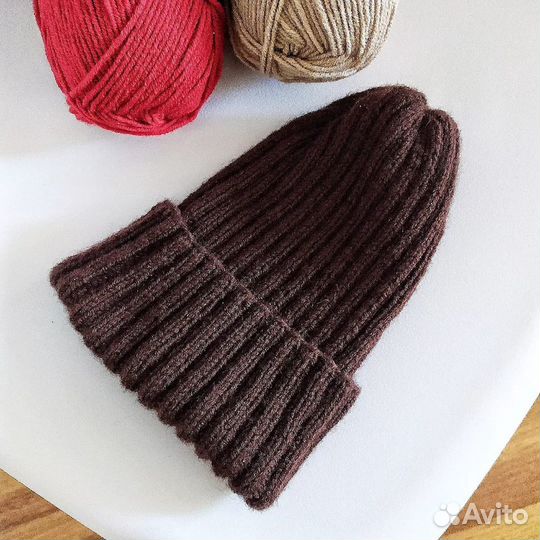 Шапка женская вязаная
