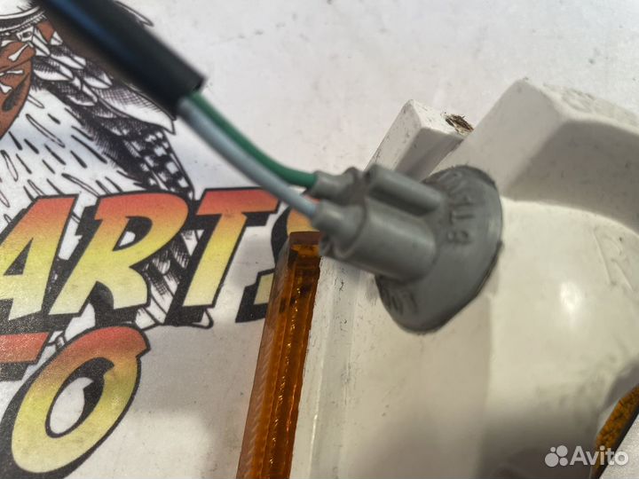 Правый поворотник Honda DJ1