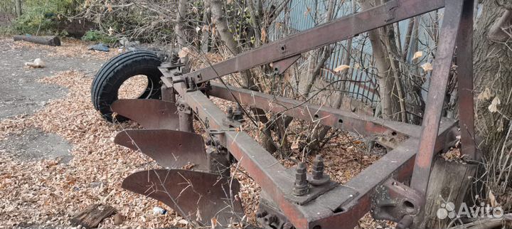 Плуг Одесссельмаш 3-5 корп. (ПМУ), 1995