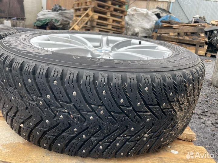 Nokian Tyres Hakkapeliitta 8 205/55 R16 91T