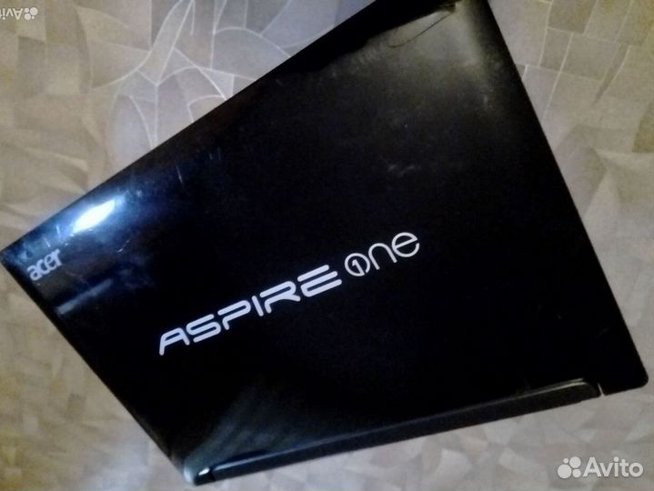 Нетбук Acer aspire one D260