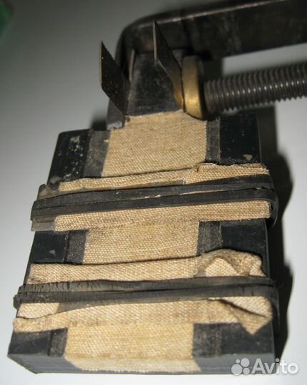 Фотоаппарат узкоплёночный Киев-30, СССР, и кассеты