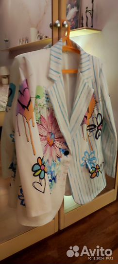 Пиджак с принтом р.48 оверсайз