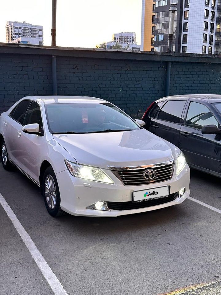 Toyota Camry: фото владельца