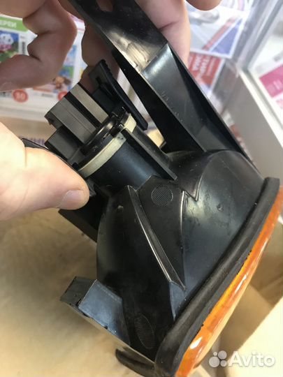 Поворотники BMW E34