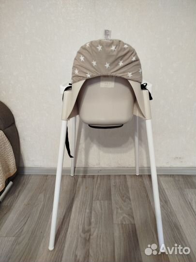Стульчик для кормления +тарелка в подарок
