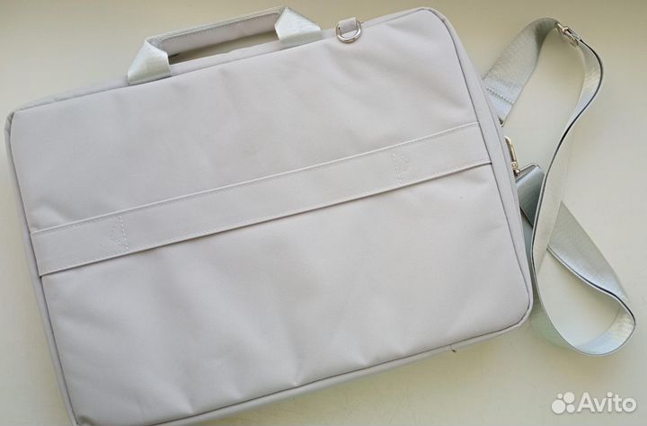 Продаю новую сумку для ноутбука 15,6