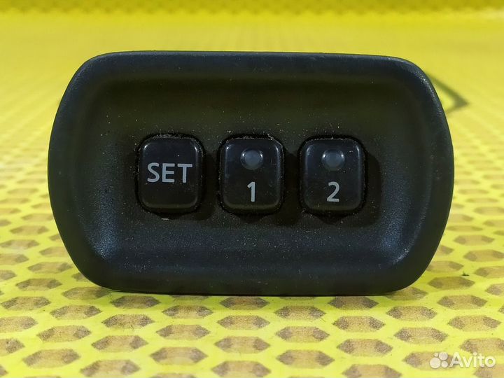 Блок кнопок Nissan Pathfinder R51 YD25DDT 2009