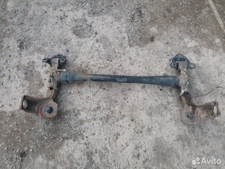 Балка подвески Opel Astra L48 Z16XER 2007