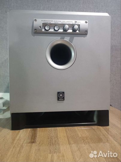 Yamaha YST SV015 сабвуфер