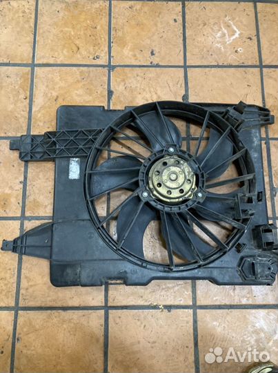 Renault scenic 2 Вентилятор радиатора