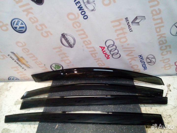 Дефлектора двери ветровики новые Kia Sportage