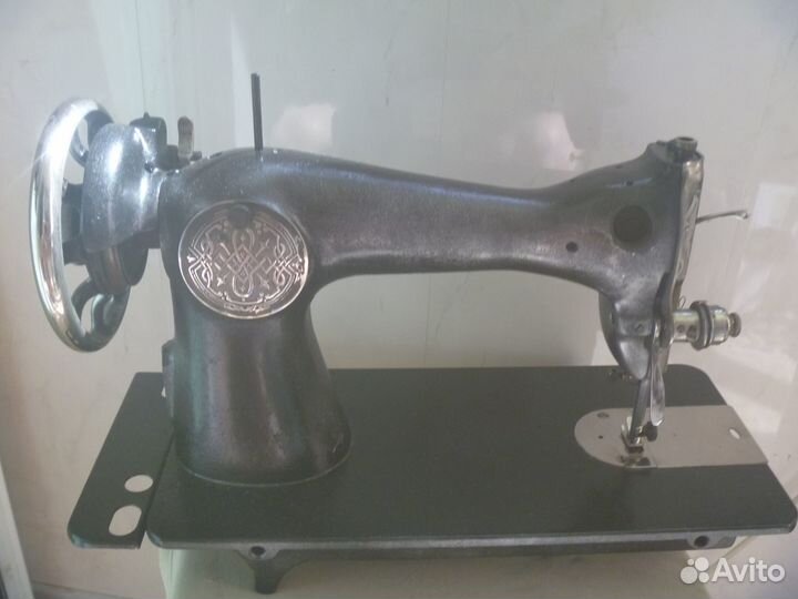 Универсальная Ножная Швейная Машинка Подольск 2М