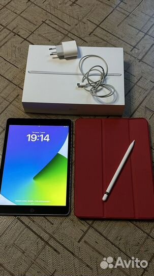 iPad 9 поколения 2021 64gb + pencil