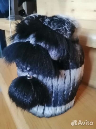 Меховая шапка из кролика