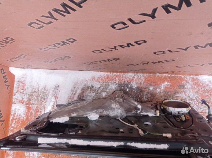 Дверь передняя правая Toyota Hilux Surf KZN185