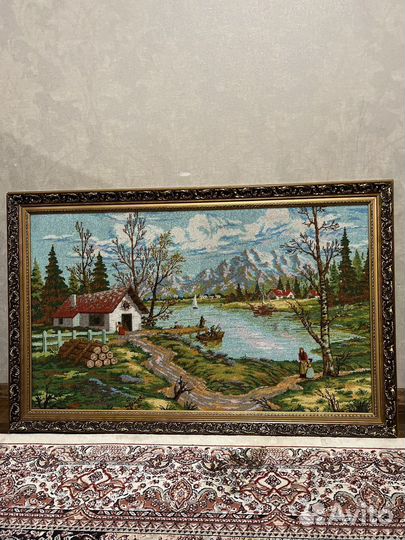 Картина вышитая бисером