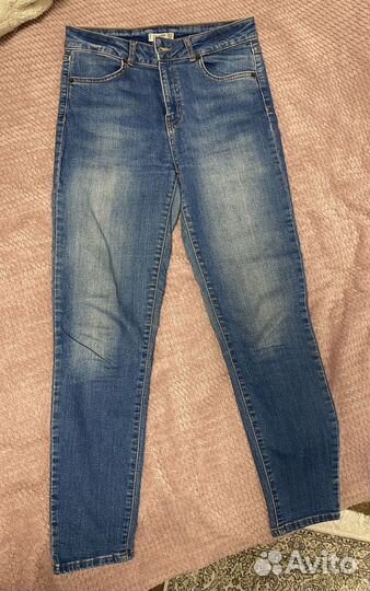 Джинсы