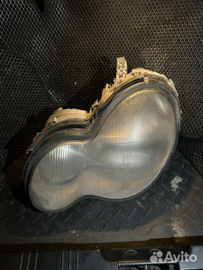 Фары на mercedes w203