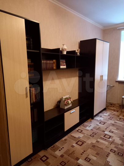 Комната 10 м² в 3-к., 2/9 эт.