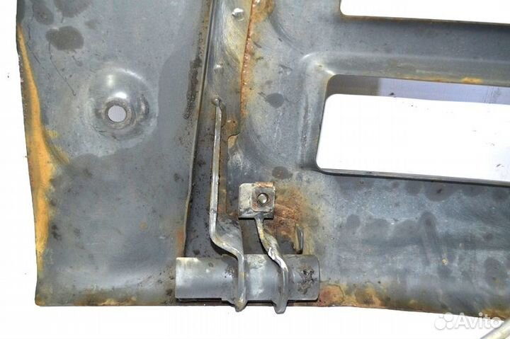 Накладка переднего бампера, правая MAN TGA 18.480