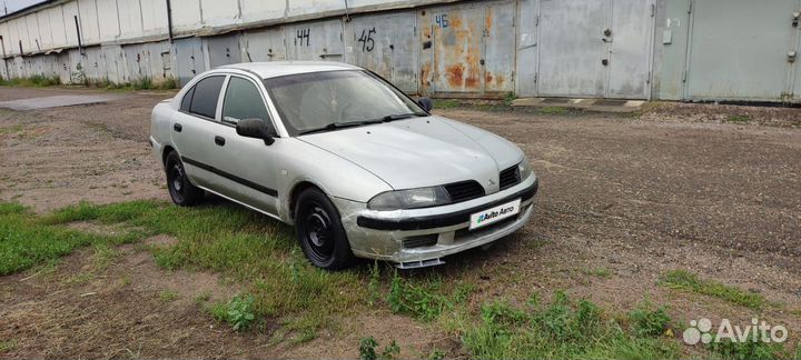 Mitsubishi Carisma 1.6 МТ, 2003, 100 000 км