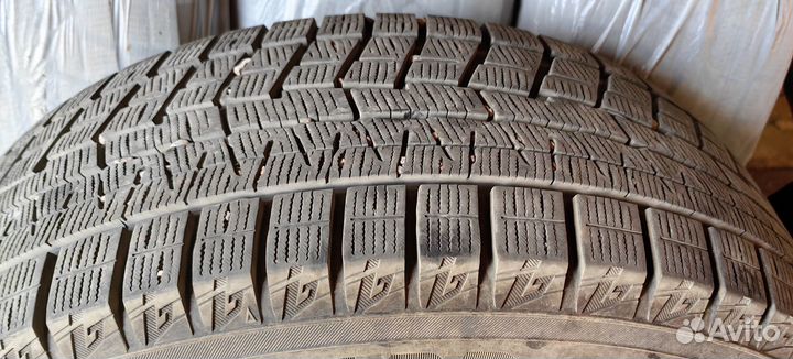 Yokohama Ice Guard IG60 215/55 R18 99Q