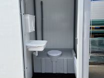 Туалетная кабина с пластиковым поддоном