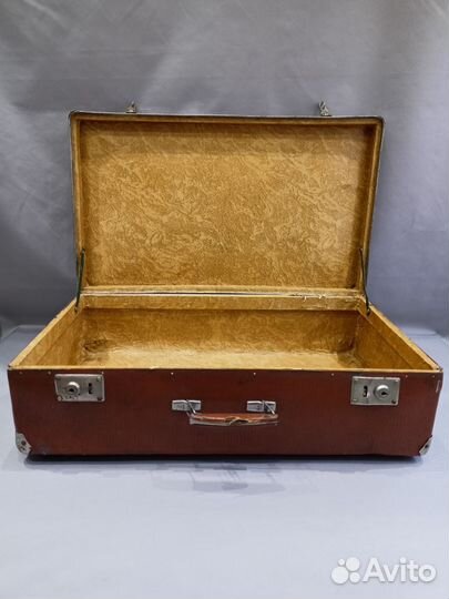 Чемодан советский