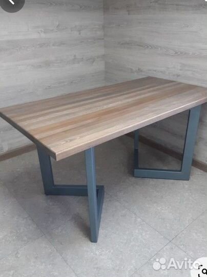 Стол кухонный лофт