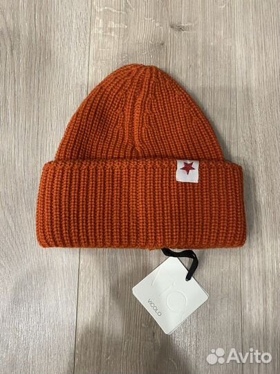 Новая шапка итальянской марки Vicolo