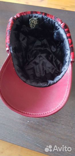 Кепка кожаная женская