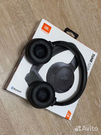 Беспроводные наушники JBL tune 520bt