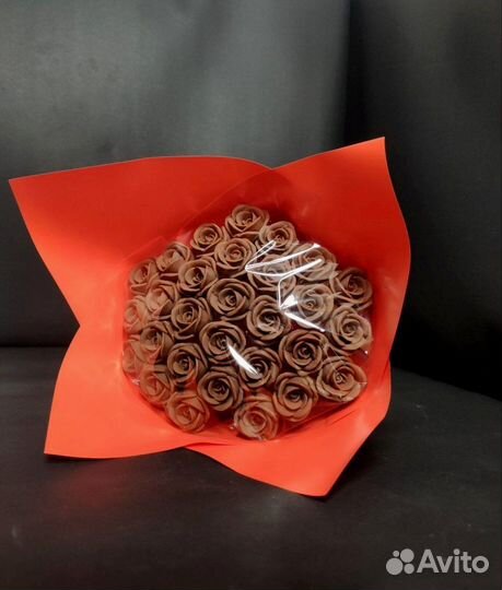 Розы из Молочного Шоколада - 29 шт в Букете