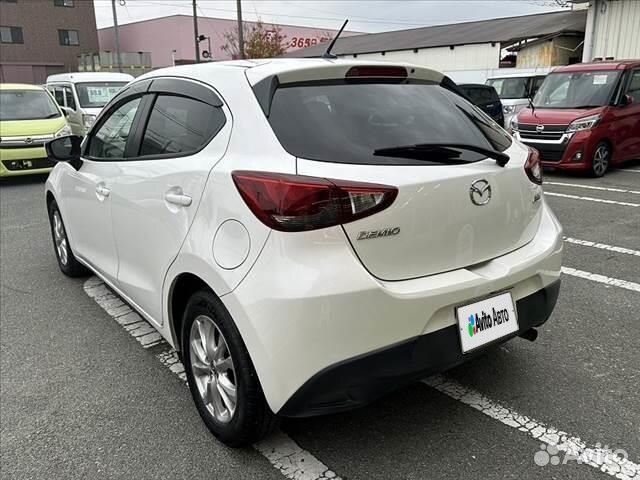 Mazda Demio 1.3 AT, 2016, 41 230 км