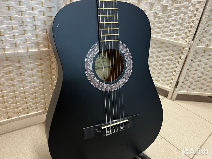 Гитара + комплект для начинающих