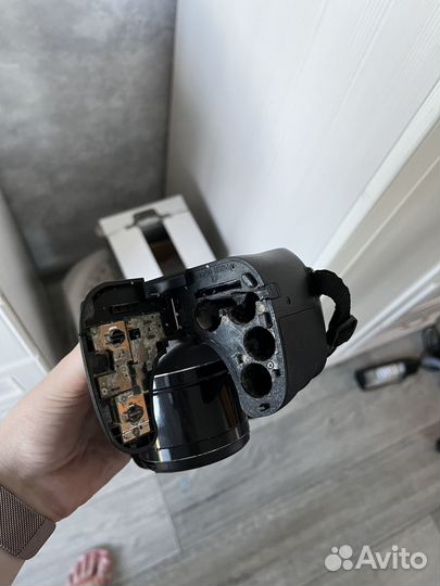 Зеркальный фотоаппарат