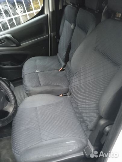 Peugeot Partner 1.6 МТ, 2011, 220 000 км