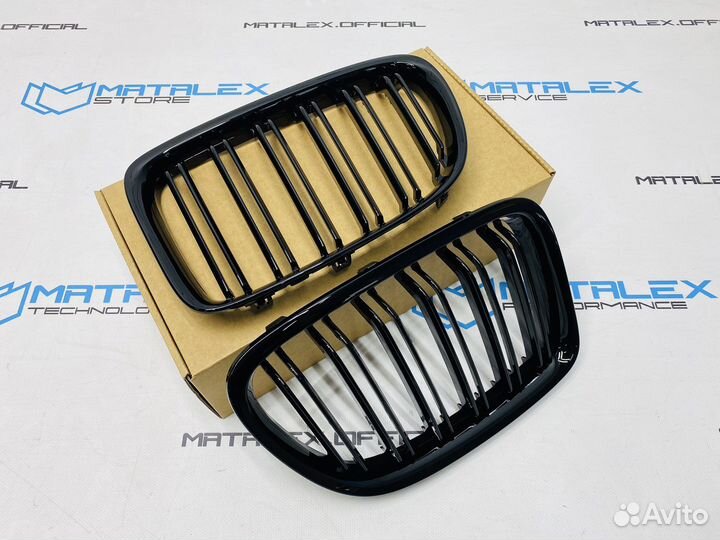 Решетка радиатора BMW X1 E84, М стиль, глянец