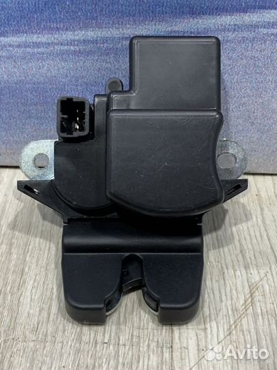 Замок багажника Kia RIO 3