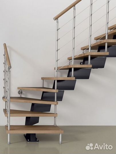 Деревянная лестница