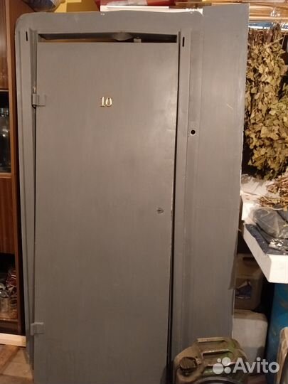 Дверь входная металлическая