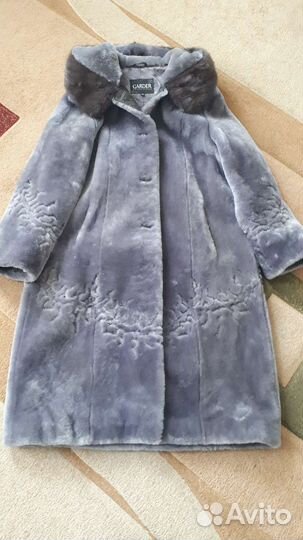 Шуба мутоновая с капюшоном