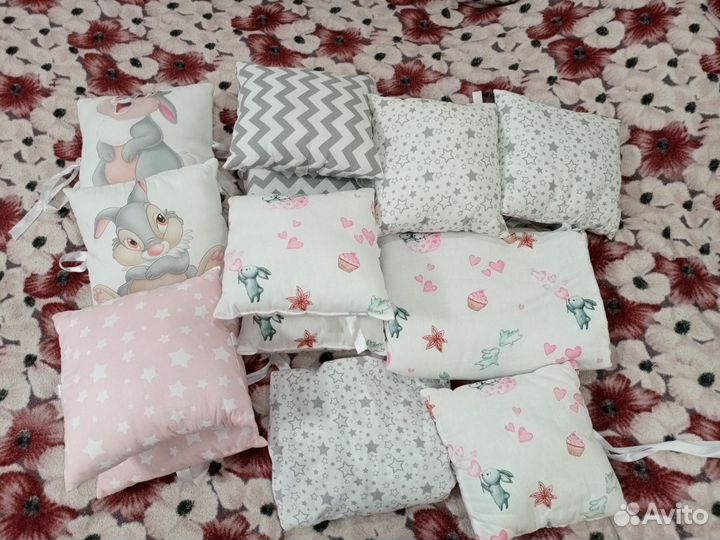 Комплект в детскую кроватку