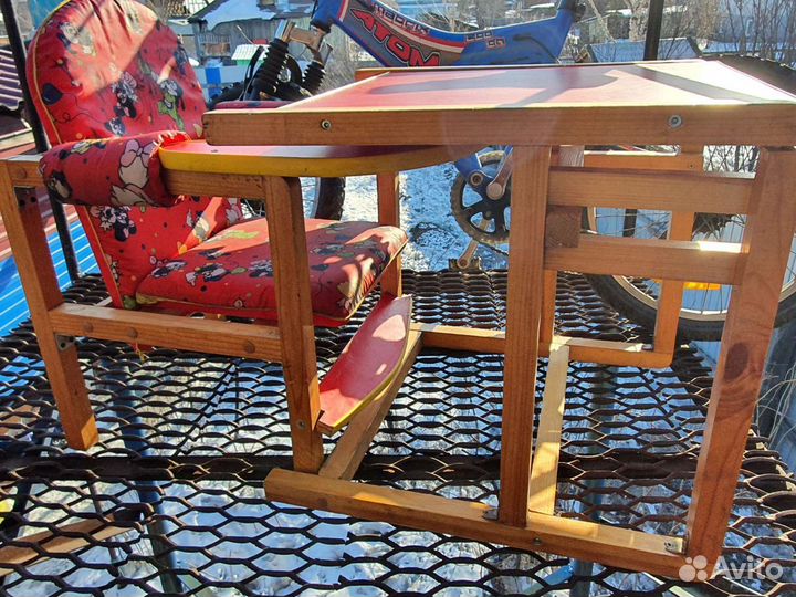 Столик для кормления