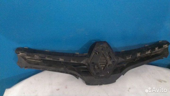 Основание решетки радиатора Renault Megane 3