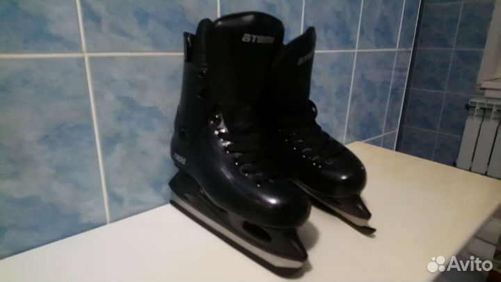 Коньки хоккейные подростковые