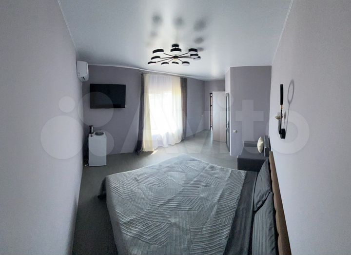 Комната 25 м², 1/3 эт.