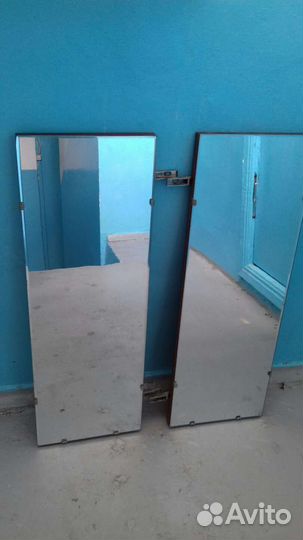 Зеркало. 2 шт. 68 см на 25 см